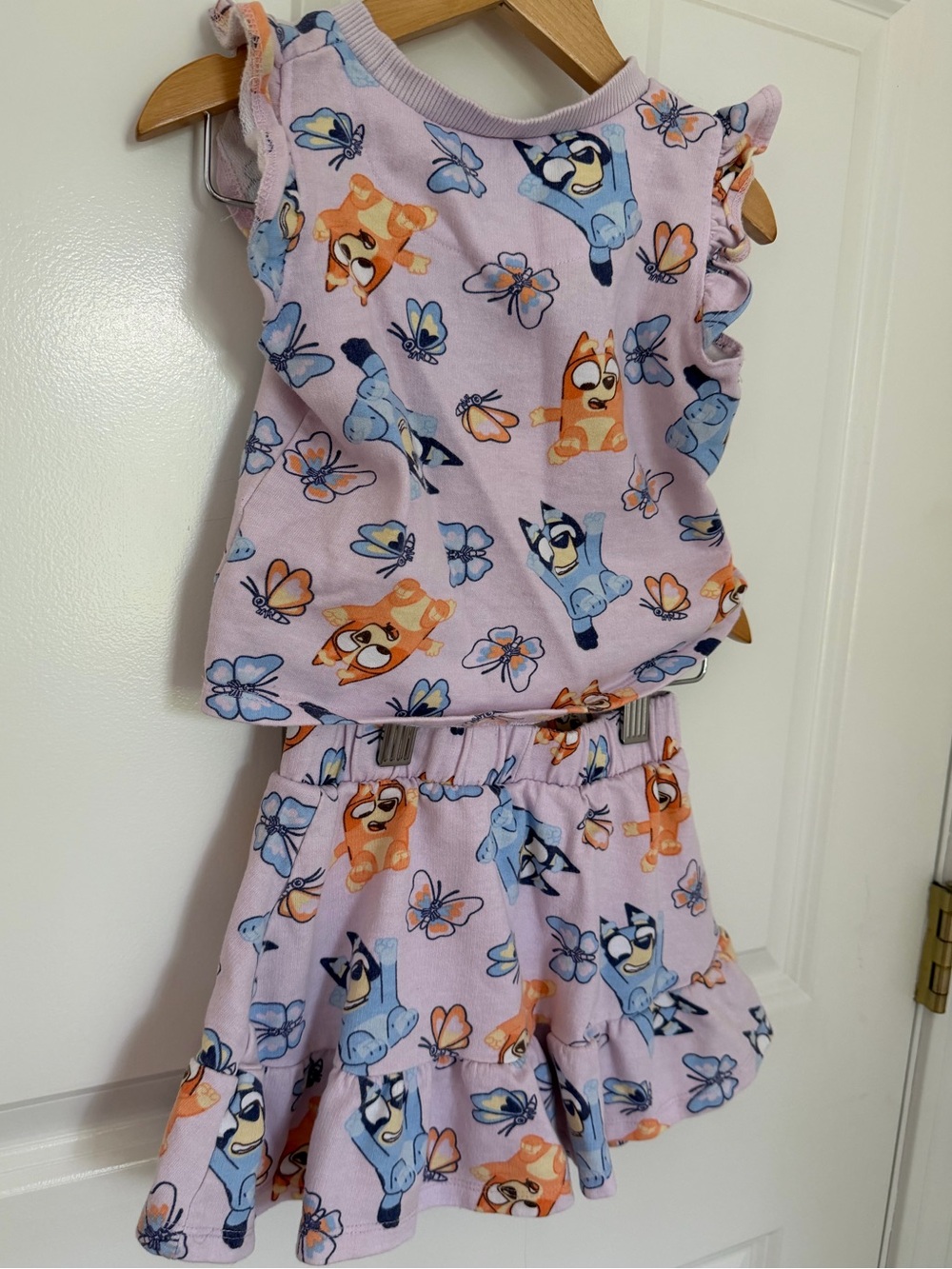 Bluey girls 2-piece outfit, 3T - Picture 6 of 7